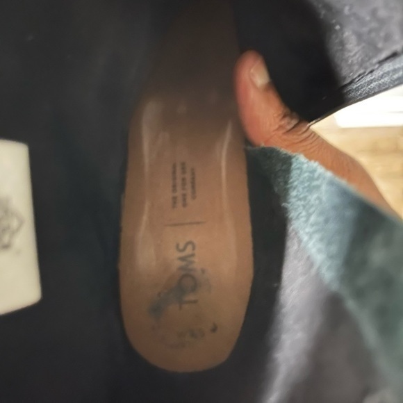 Toms boots distressed so soft - Picture 4 of 8